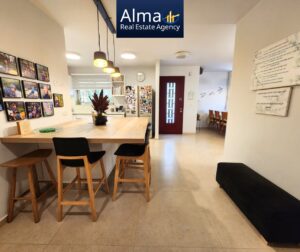 Mitzpe Nevo,Maale Adumim